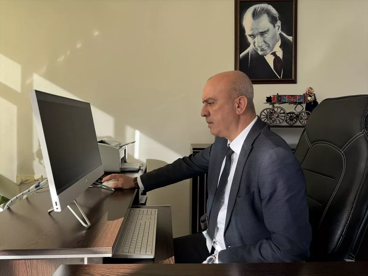 Edirne SYDV Müdürü Tezcan Fidan, AA’nın “Yılın Kareleri” Fotoğraf Yarışmasında Seçimini Açıkladı