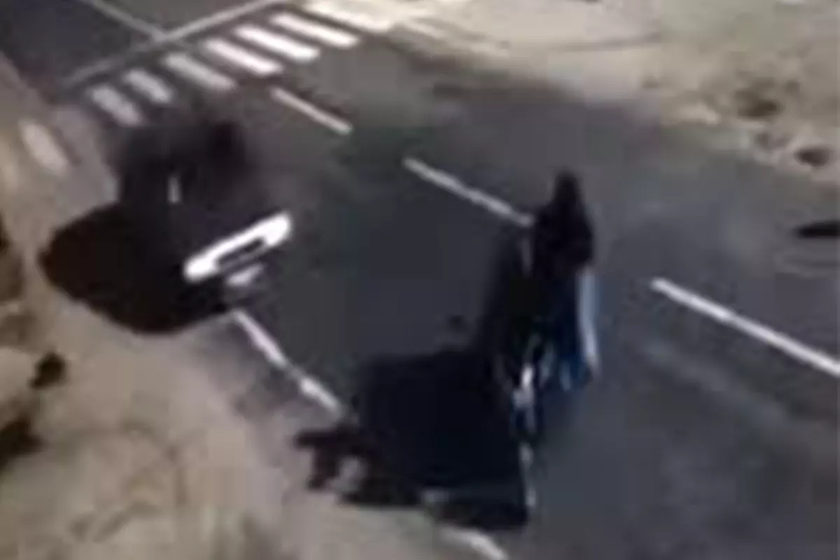 Afyonkarahisar Dinar’da Üç Tekerle Çarpışan Otomobilde Anne Hayatını Kaybetti, Oğlu Yaralı