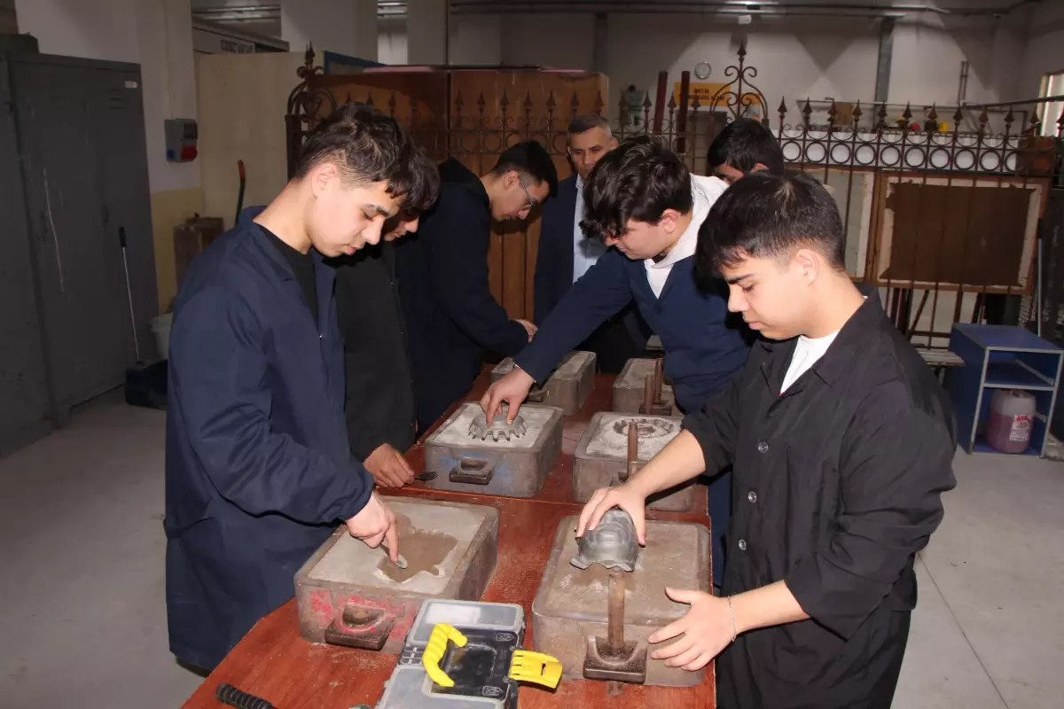 Samsun’da Mesleki Eğitim Kurumları 295 Milyon Lirayı Aştı, 27 Bin Öğrenciye Eğitim Verildi