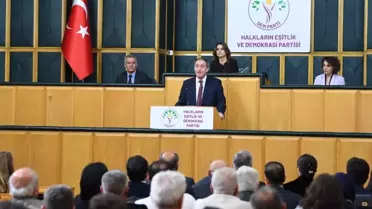 DEM Parti toplantısı ön hazırlık fotoğrafı