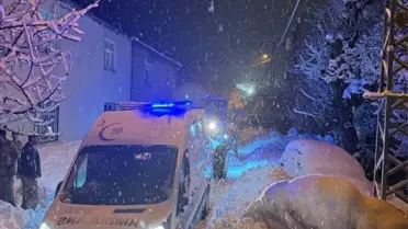 Bitlis’te Karla Kaplı Köyde Acil Sağlık Ekibi Müdahalesi