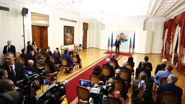 Bulgaristan Cumhurbaşkanı Rumen Radev Resmi İstifasını Duyurdu, Yotova Göreve Geçecek