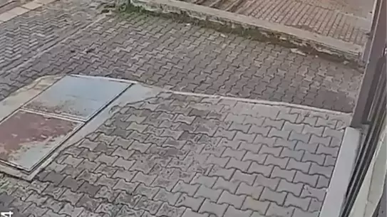 Bursa’da Sürüş Dersinde Gaz Pedalıyla Hata: Kazanın Şaşırtıcı Detayları