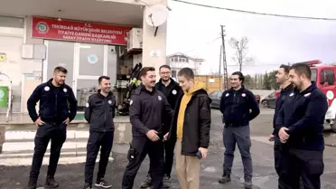 Egemen Turhan şehir turu sırasında