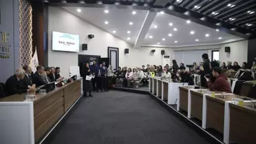 Ödül töreninde kazanan projelerin sunumu