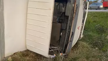 Kaza sonrası kamyonet