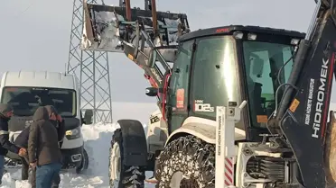 Taşlıçay’da Kar Yağışı Araçları Mahsur Bıraktı: Kurtarma Ekipleri Seferber Oldu