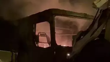Yangın sonrası söndürülen TIR