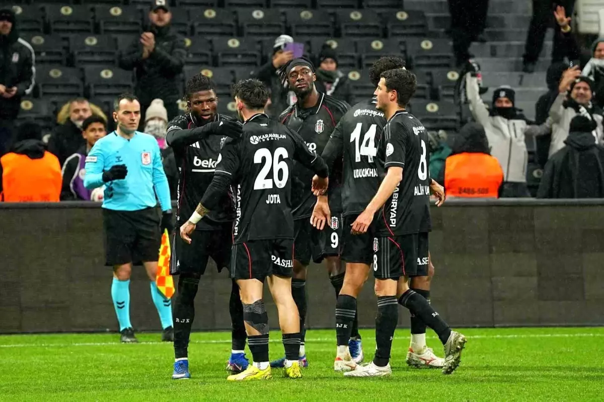 Beşiktaş’ın 9 Maçlık Kaybetmeme Serisi Devam Ediyor