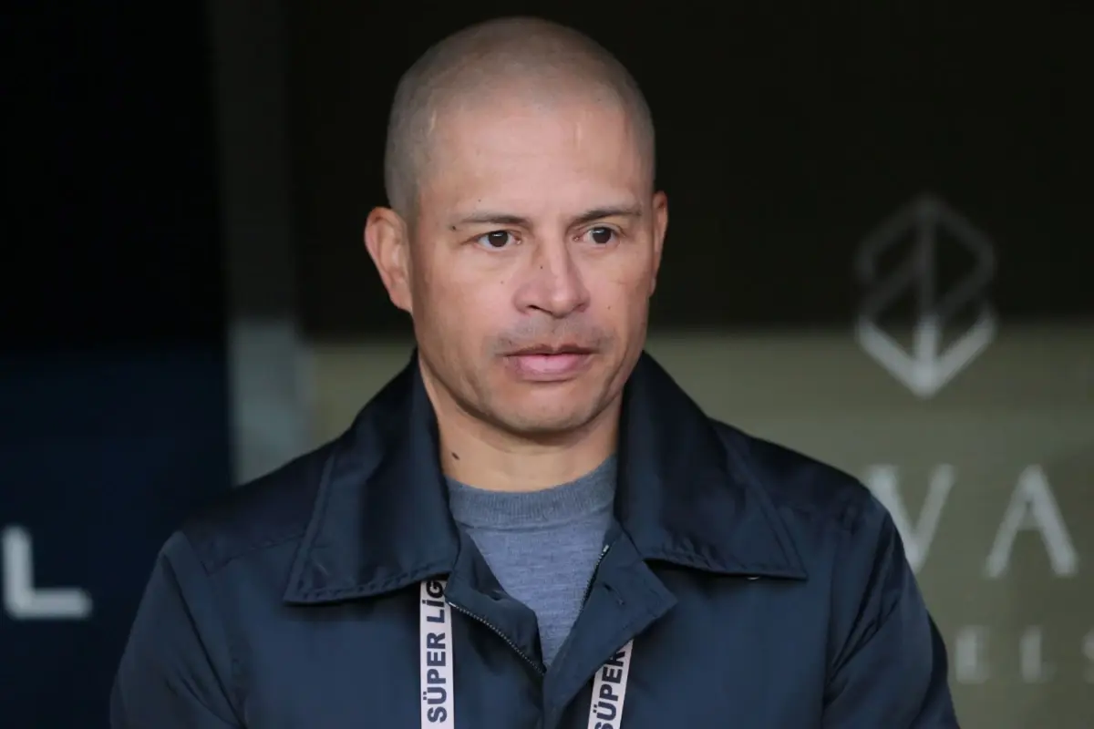 Alex de Souza, Operario'da Teknik Direktörlükten Ayrıldı: Şok Açıklama