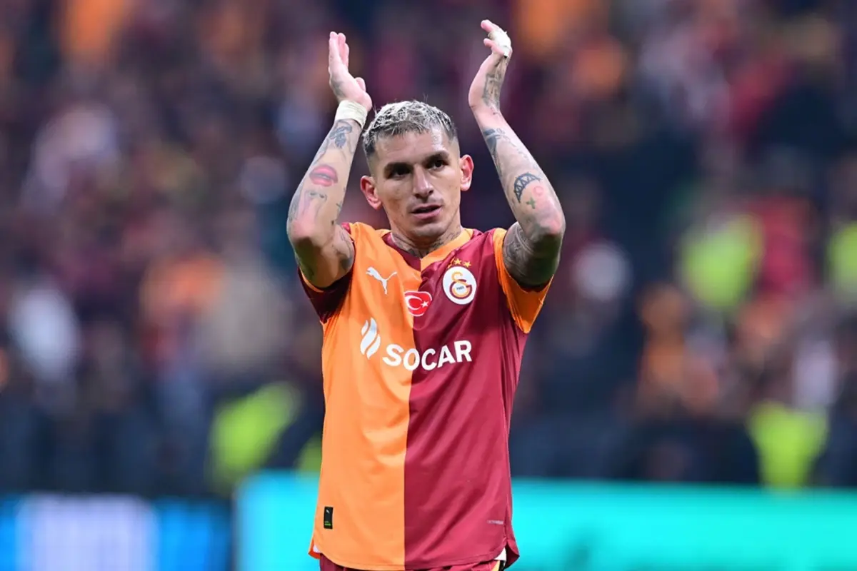 Lucas Torreira'nin Galatasaray'dan Ayrılma Çabaları ve Transfer İddiaları