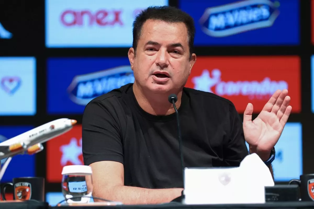 Hull City, Japon Yıldız Yu Hirakawa’yı Kiraladı: Acun Ilıcalı’nın Tarihi Transferi