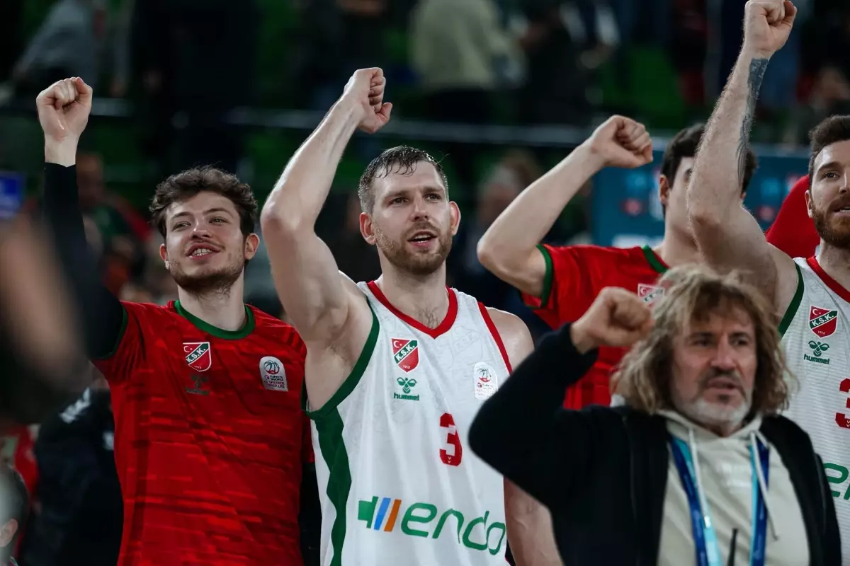 Karşıyaka, Petkimspor'u 103-91 Yendi; Kümede Kalma Umudu Artıyor