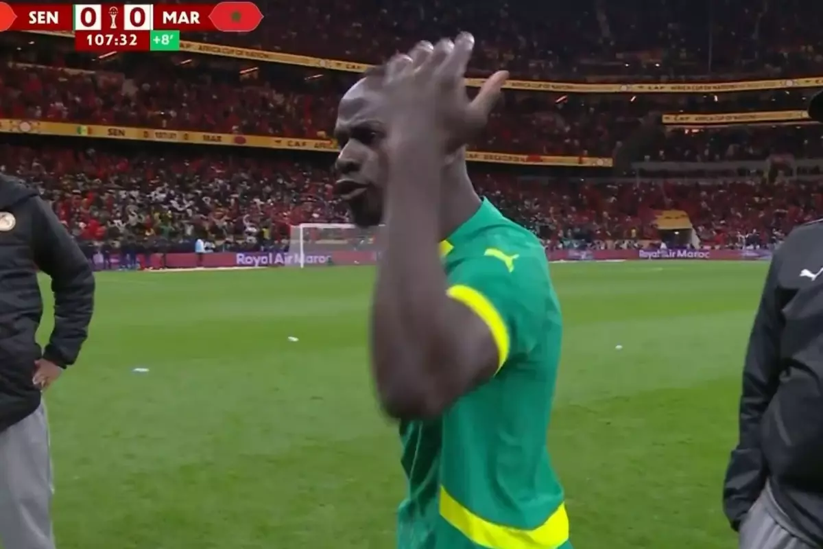Mane'nin Tek Cümlesi Senegal'i Sahaya Döndürdü: "Erkekler Gibi Oynayacağız"