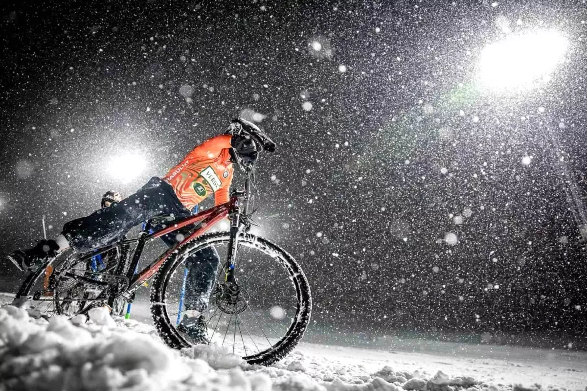 Akhisar Sporcuları Snowbike Türkiye Şampiyonası'nda Altın Madalya ve Birincilikle Parladı