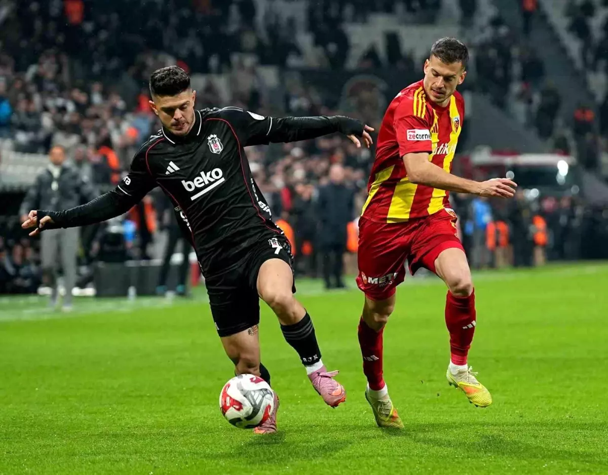 Beşiktaş ve Kayserispor 18. Hafta Karşılaşması Sahada: Maçın İlk Dakikaları