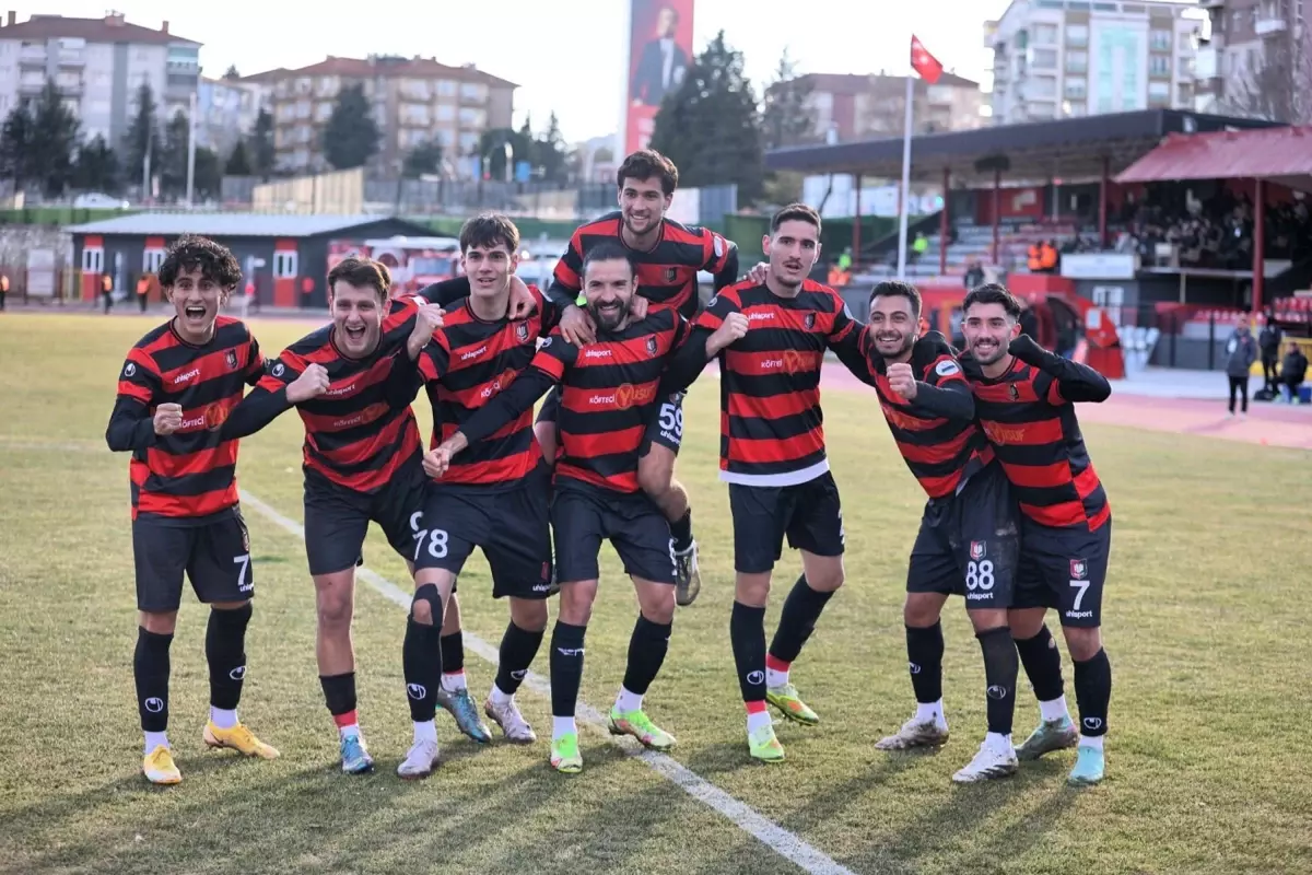 Uşakspor, Afyonspor'u 1-0 Yenerek Play-Off Yolunda 5. Zaferini Aldı