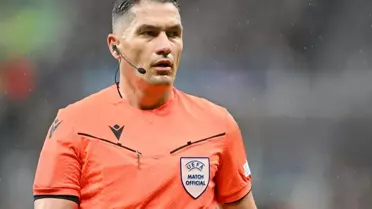 İstvan Kovács sahada