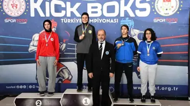 Sakarya Spor Kulübü'nden Kick Boks ve Yarı Maraton’da Altınlar
