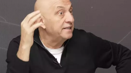 Sinan Engin'den Fenerbahçe Liderlik Öngörüsü: Okan Buruk'un Koltuğu Sallanabilir