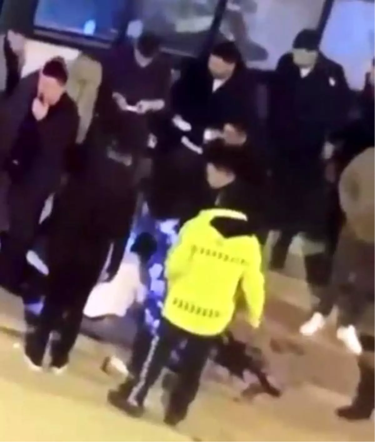 Konya’nın Karapınar Mahallesinde Silahlı Kavgada İki Yaralı, Üç Şüpheli Gözaltında