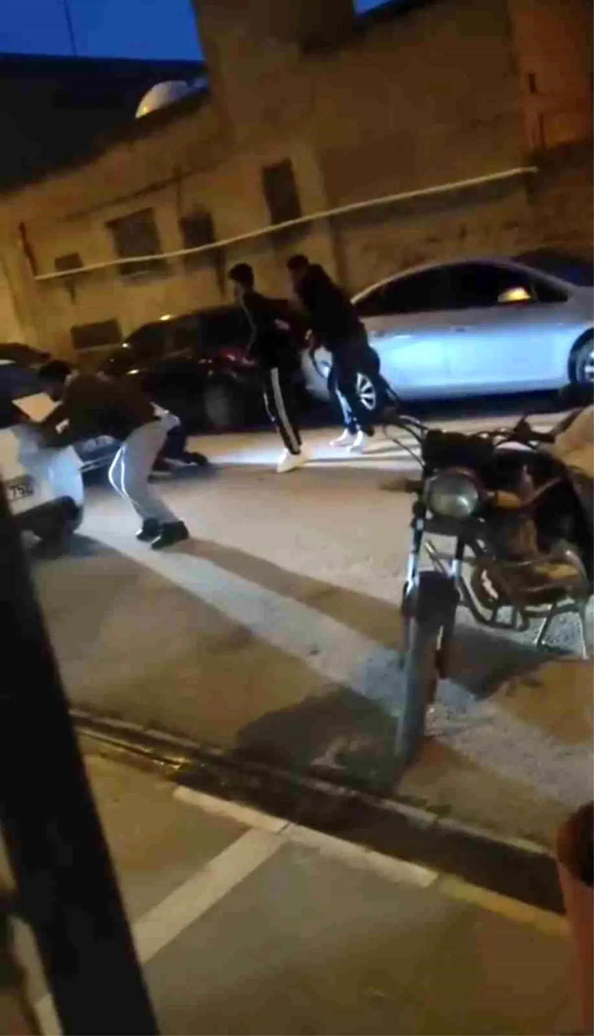 Mardin'in Kızıltepe İlçesinde Silahlı Çatışma: 3 Kişi Yaralandı