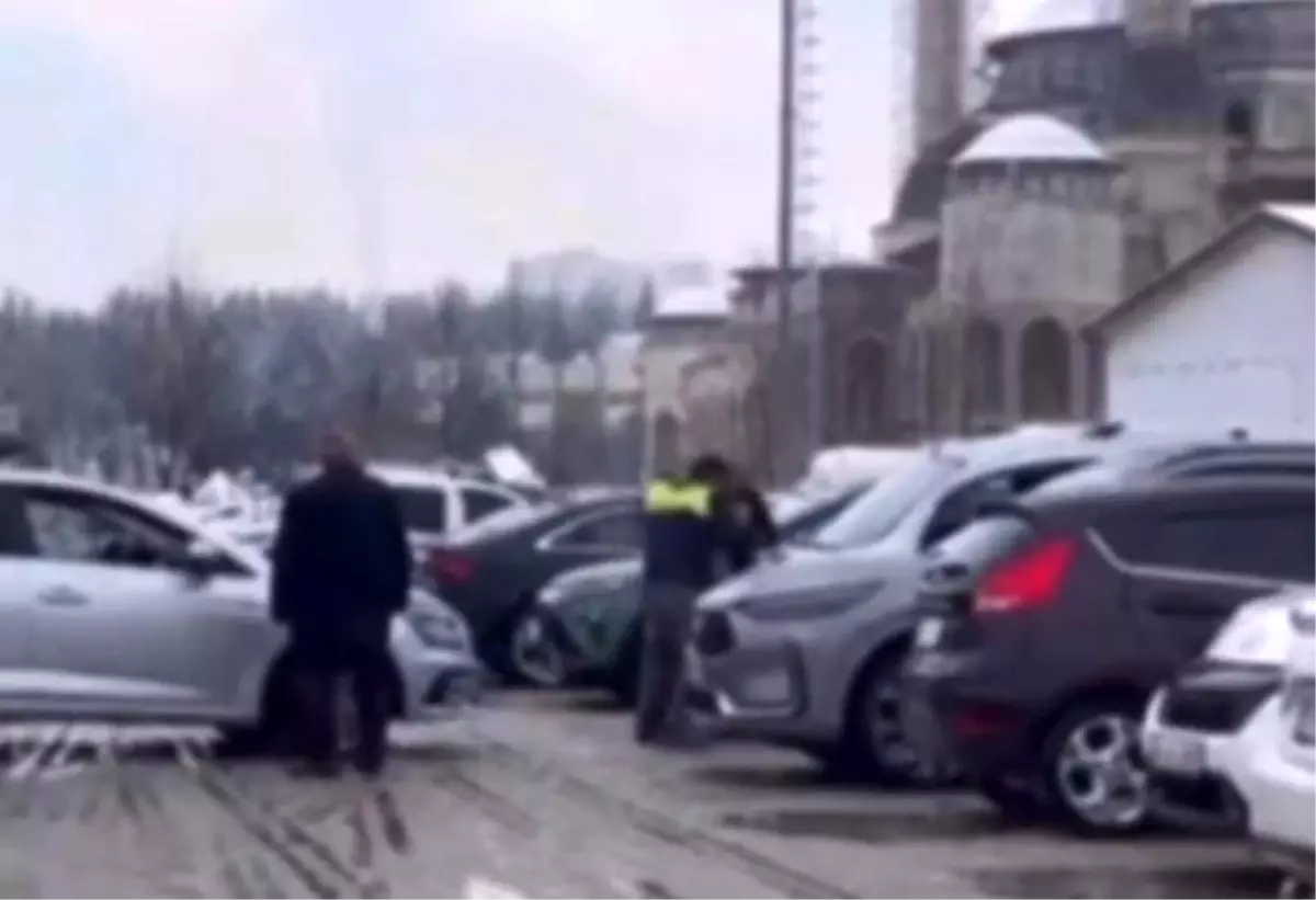 Bursa’da Otoparkta Çıkan Kavga Gerginliğe Yol Açtı