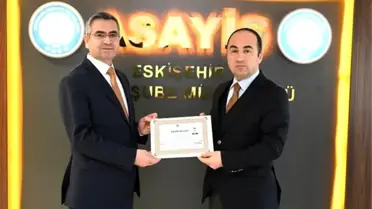 Eskişehir Emniyet Müdürü Yılmaz, Başarılı Polis Memurlarına Ödül Dağıttı