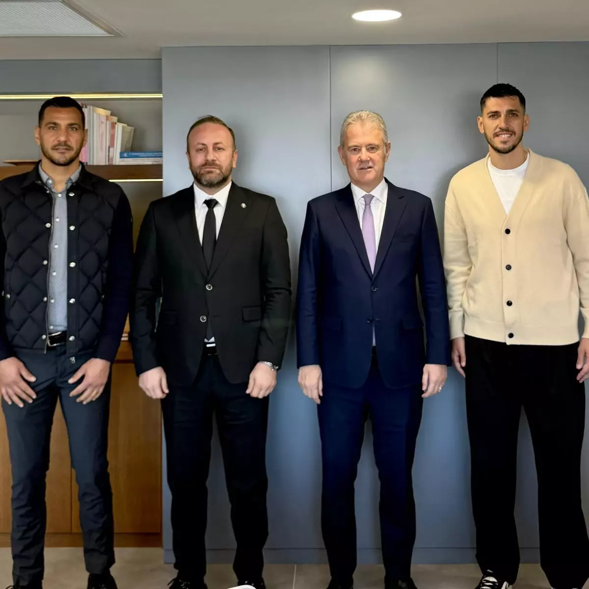 Altay Yönetimi ve İzmir Ticaret Odası, Şehrin Spor ve Ekonomi İşbirliğini Görüştü