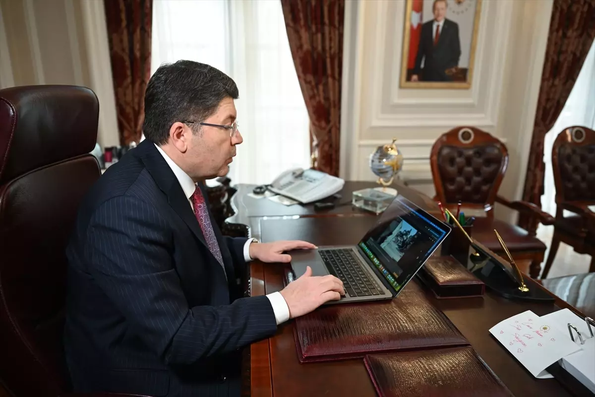 Adalet Bakanı Yılmaz Tunç, 2025 Yılının En Önemli Karelerini Seçti