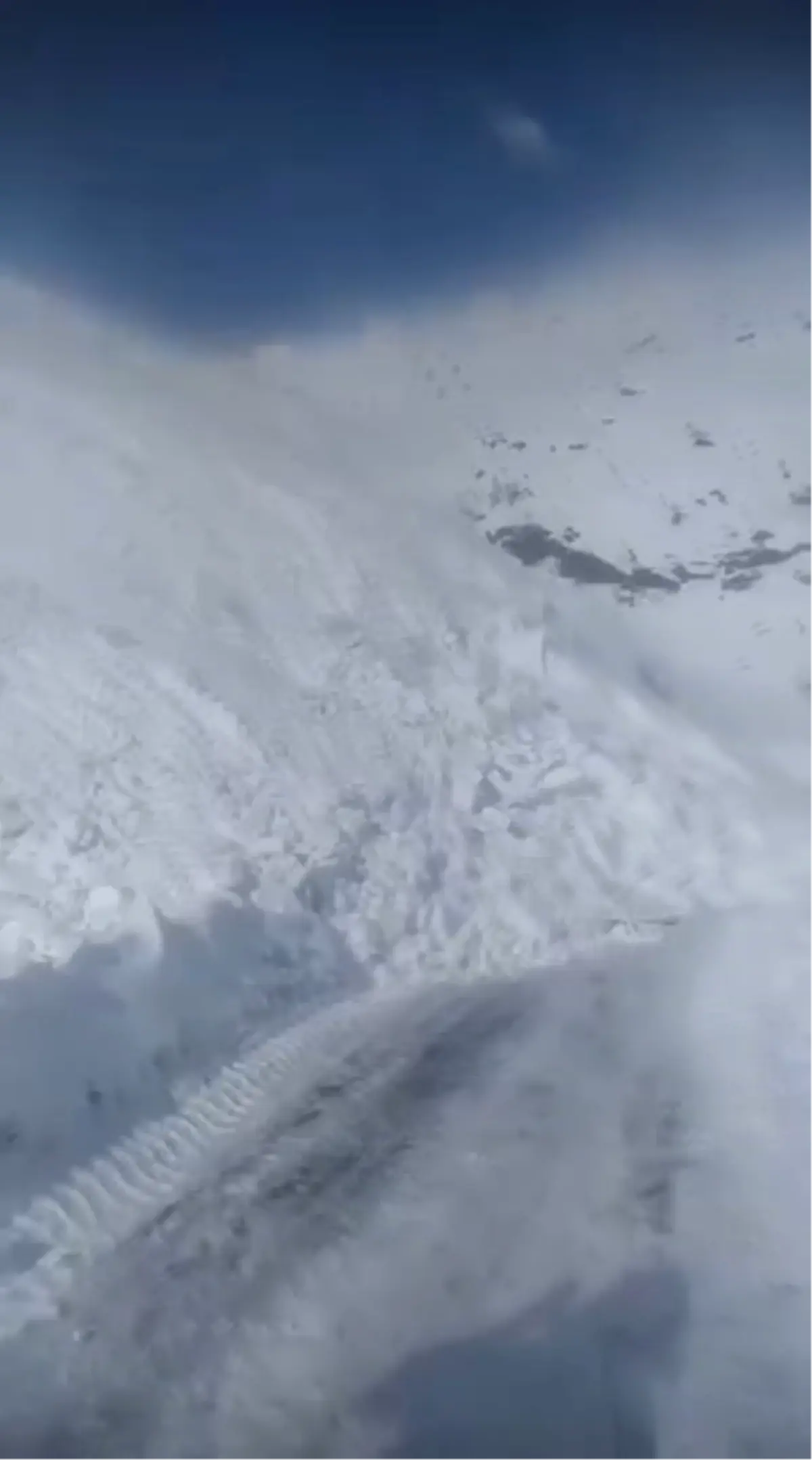 Çüngüş’te Çığ Felaketi: Yol 2 Saatte Açıldı