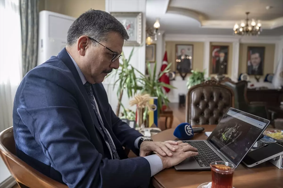 Erzurum Valisi Mustafa Çiftçi, Yılın Kareleri Yarışmasına Katıldı ve 6 Kategoride Seçim Yaptı