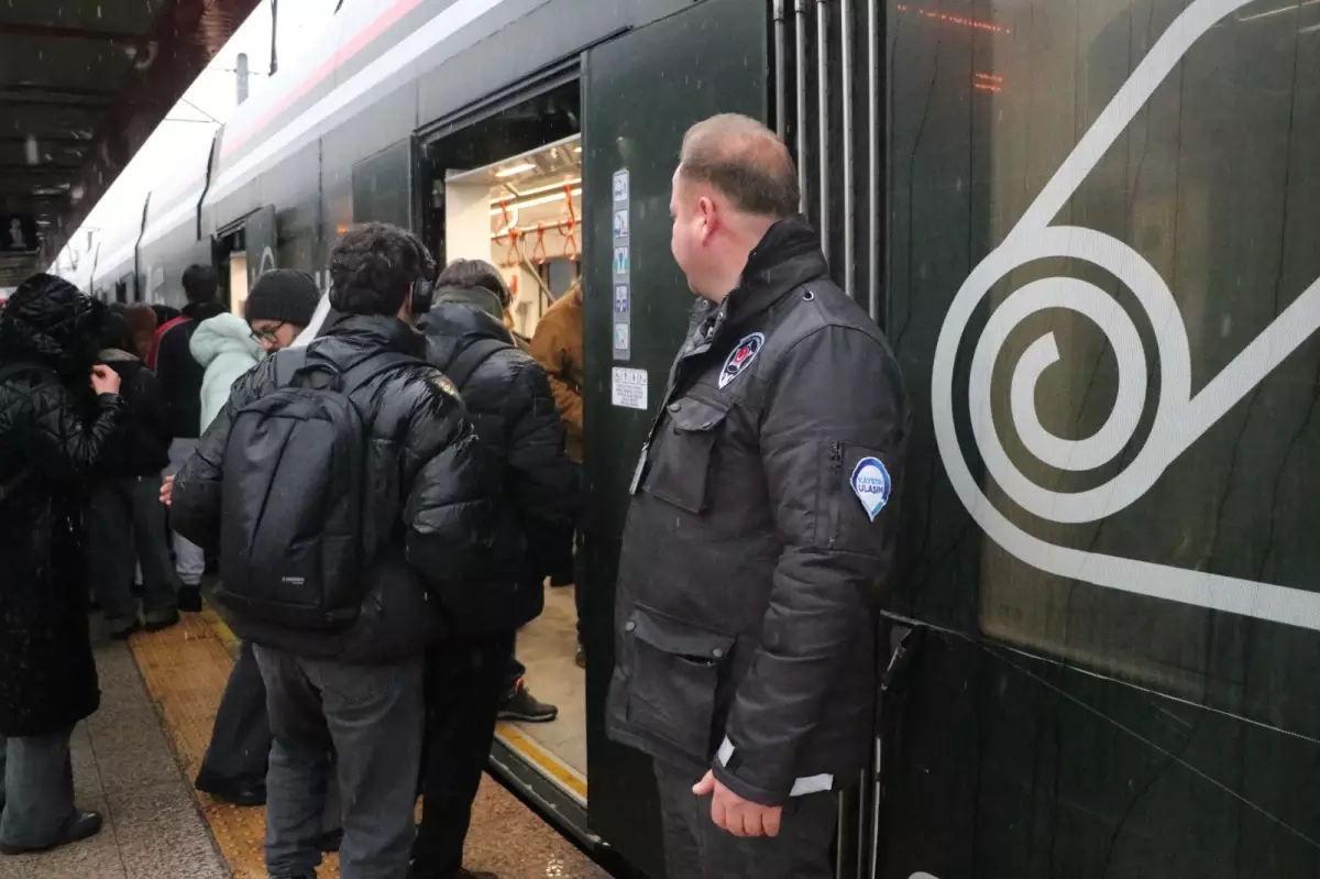 Erciyes Üniversitesi Güvenlik Görevlisi Bekir Akgüneş’ten Gazetecilik Serüveni