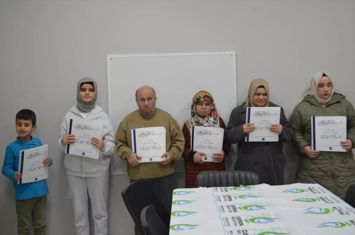 Kocaeli'de Görme Engellilere Özel Braille Kur'an Kursu Açıldı