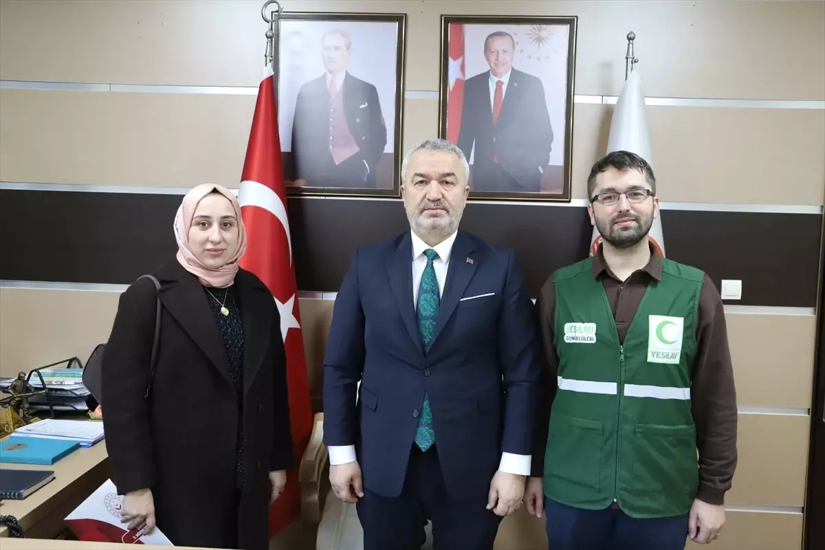 Yeşilay Samsun Şubesi, Belediye Başkanı Topaloğlu ile Bağımlılık Mücadelesi Konusunda Görüşme Gerçekleştirdi