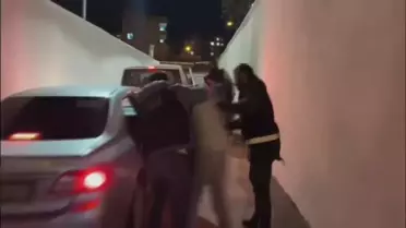 Olay yerinde polis ekipleri