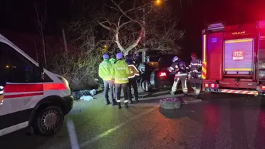 Kazada çarpan otomobilin hasar görüntüsü