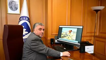 Marmara Üniversitesi Rektörü Prof. Dr. Okur, 2025 Yılın Kareleri Fotoğraf Oylamasında Oy Kullandı
