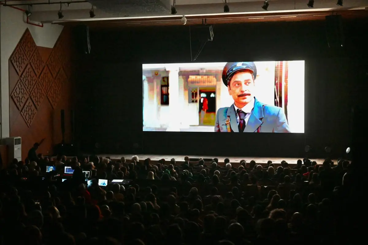 Ulaşım Bakanı Uraloğlu, 'Bak Postacı Geliyor' Filminin Ankara Gösteriminde
