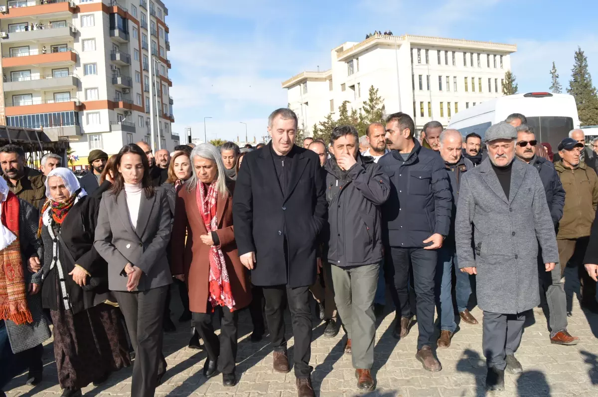 DEM Parti, Nusaybin'de Yerel Üyelerle Stratejik Toplantı Gerçekleştirdi