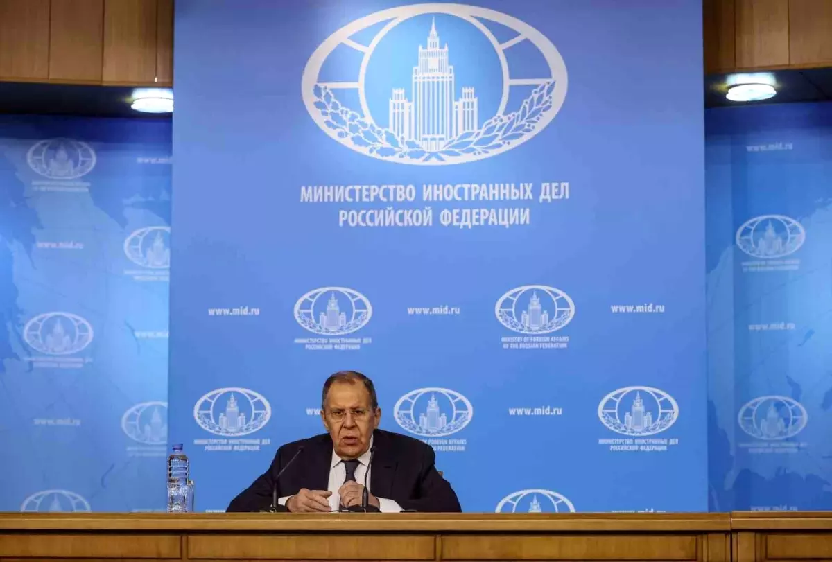 Lavrov, Trump'ın Grönland İddialarına Keskin Yanıt Verdi