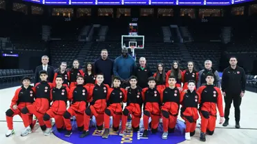 Toplantı sırasında çekilen fotoğraf