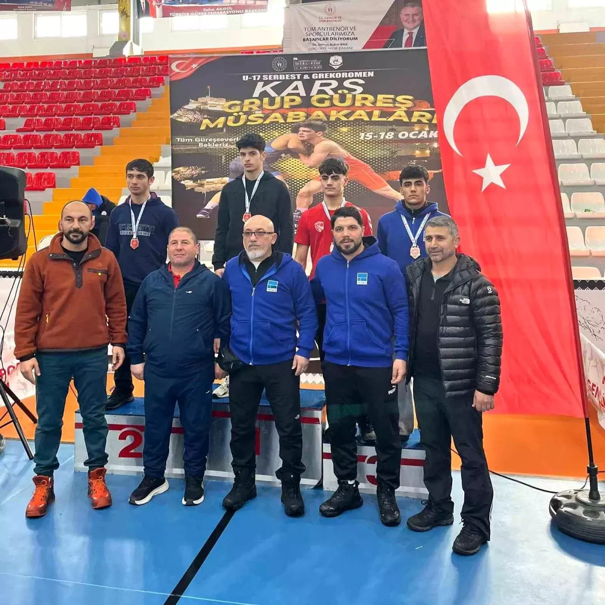 Elazığ'ın Üç Genç Pehlivanı Türkiye Şampiyonası'na Hazırlanıyor