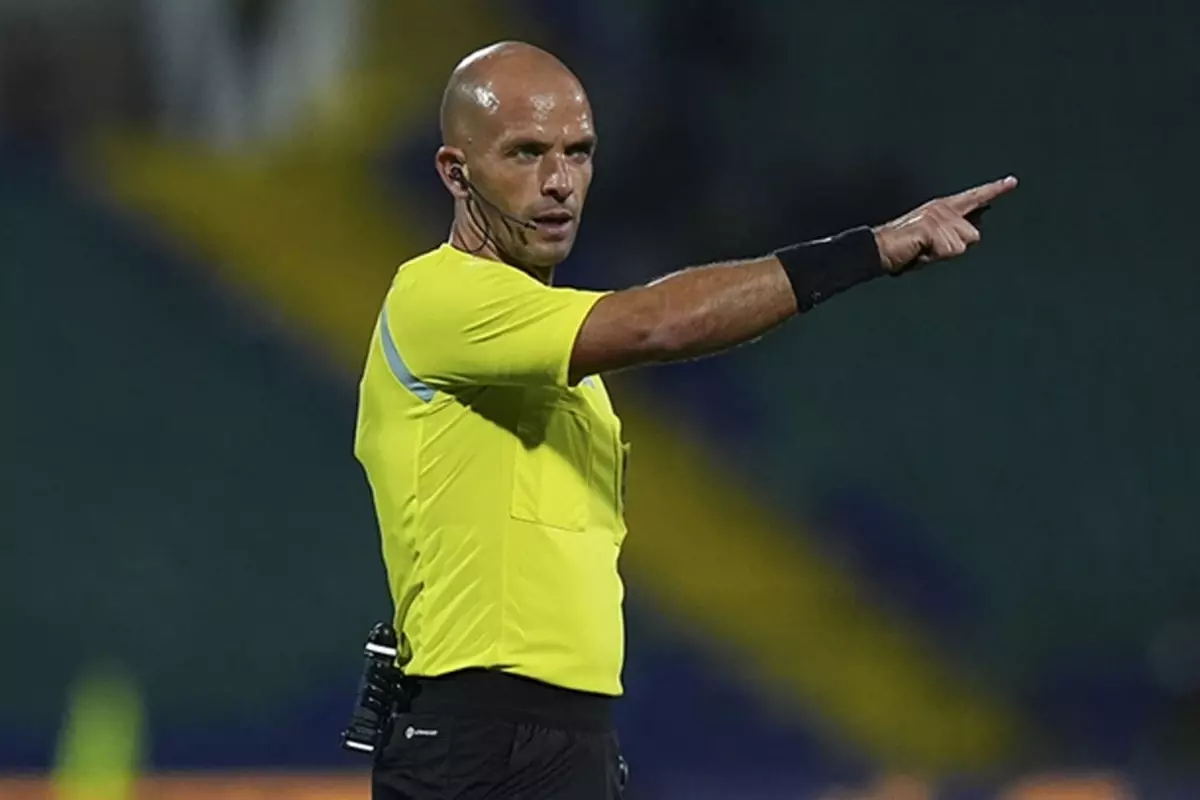 Portekizli Hakem Luis Godinho, Fenerbahçe-Aston Villa Maçını Yönetiyor