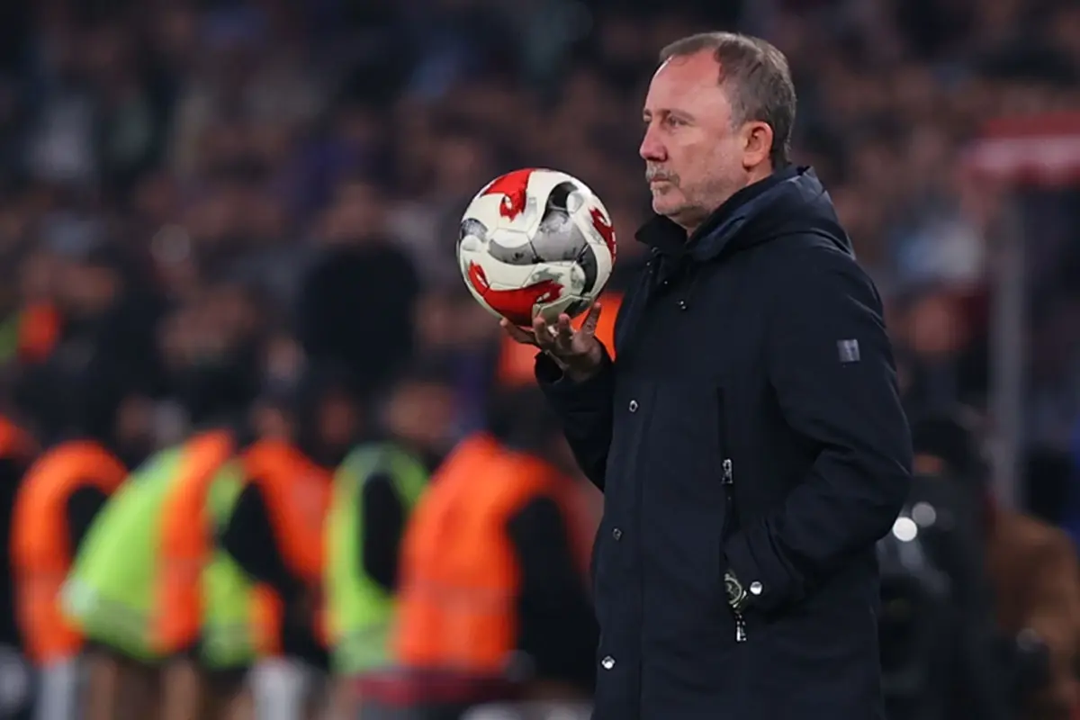 Beşiktaş'tan iki büyük transfer hamlesi: Agbadou ve Tavares İstanbul'da