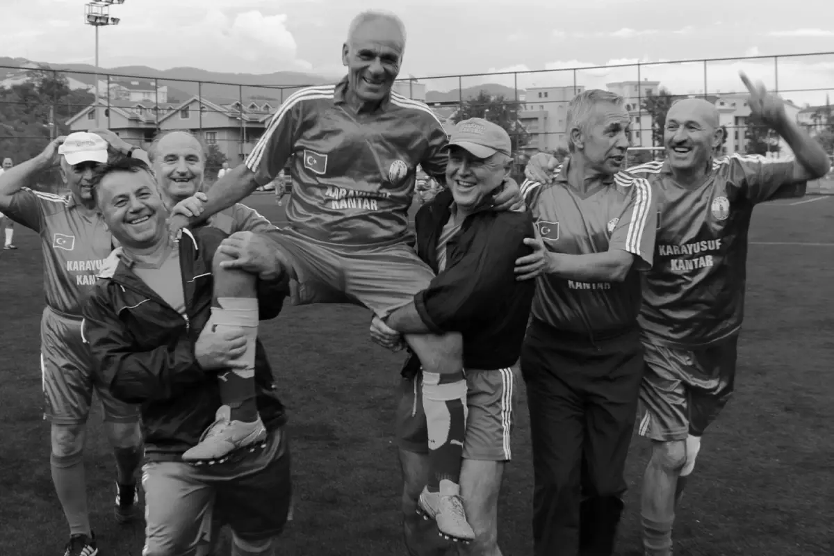 Türk Amatör Futbolunun Efsane İsmi Hatay Yurdakul 88 Yaşında Hayata Veda Etti