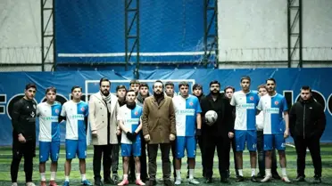 Turnuva sahasında genç sporcular