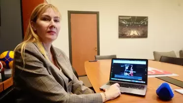 Gülşah Akkaya’nın AA 2025 Yılın Kareleri oylamasına katılım anı