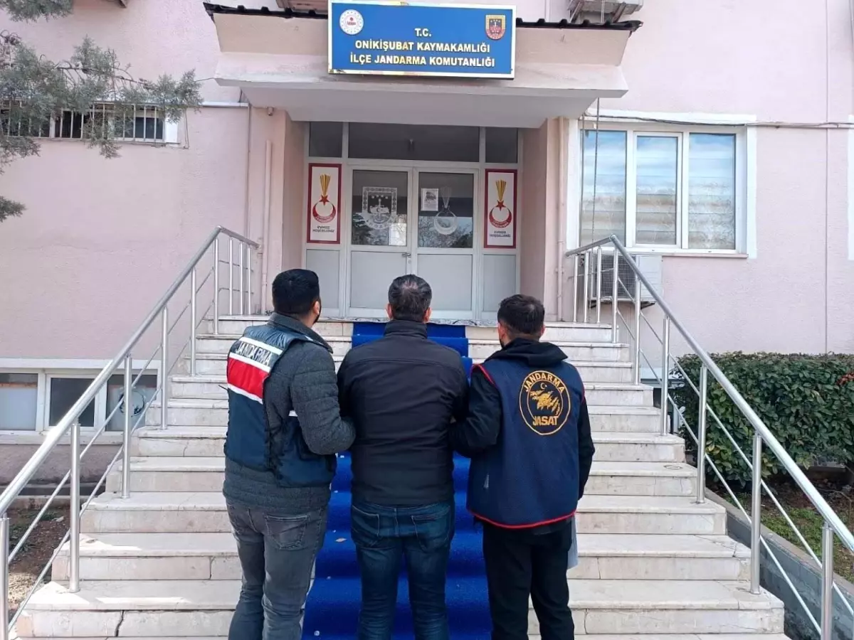 Kahramanmaraş’ta Jandarma Operasyonu: 297 Şüpheli Yakalandı, Büyük Silah Sevkiyatı Ele Geçirildi