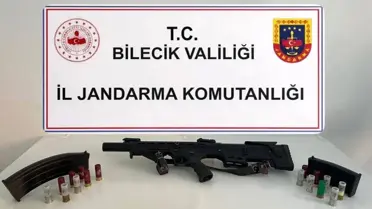 Ruhsatsız tüfek inceleniyor